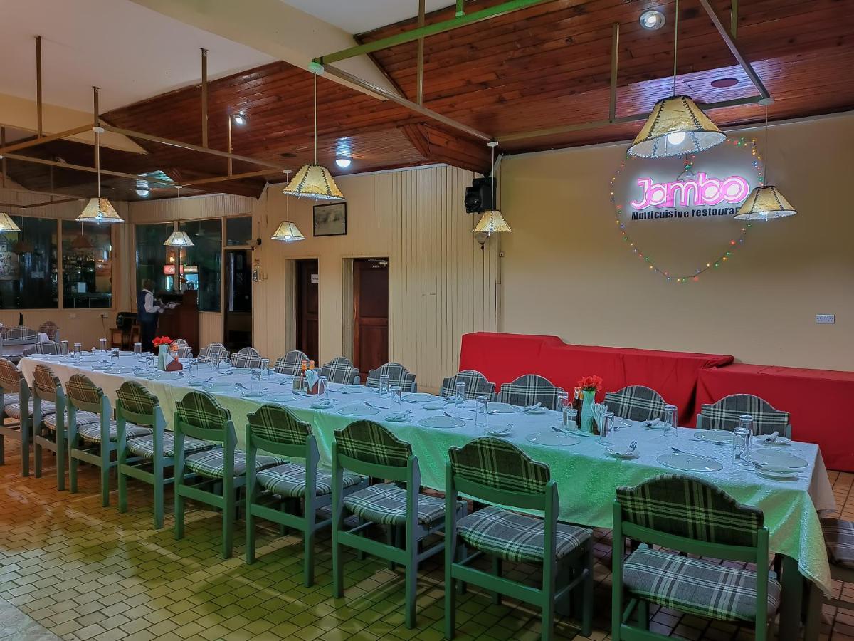 Keys Hotel Moshi Bagian luar foto